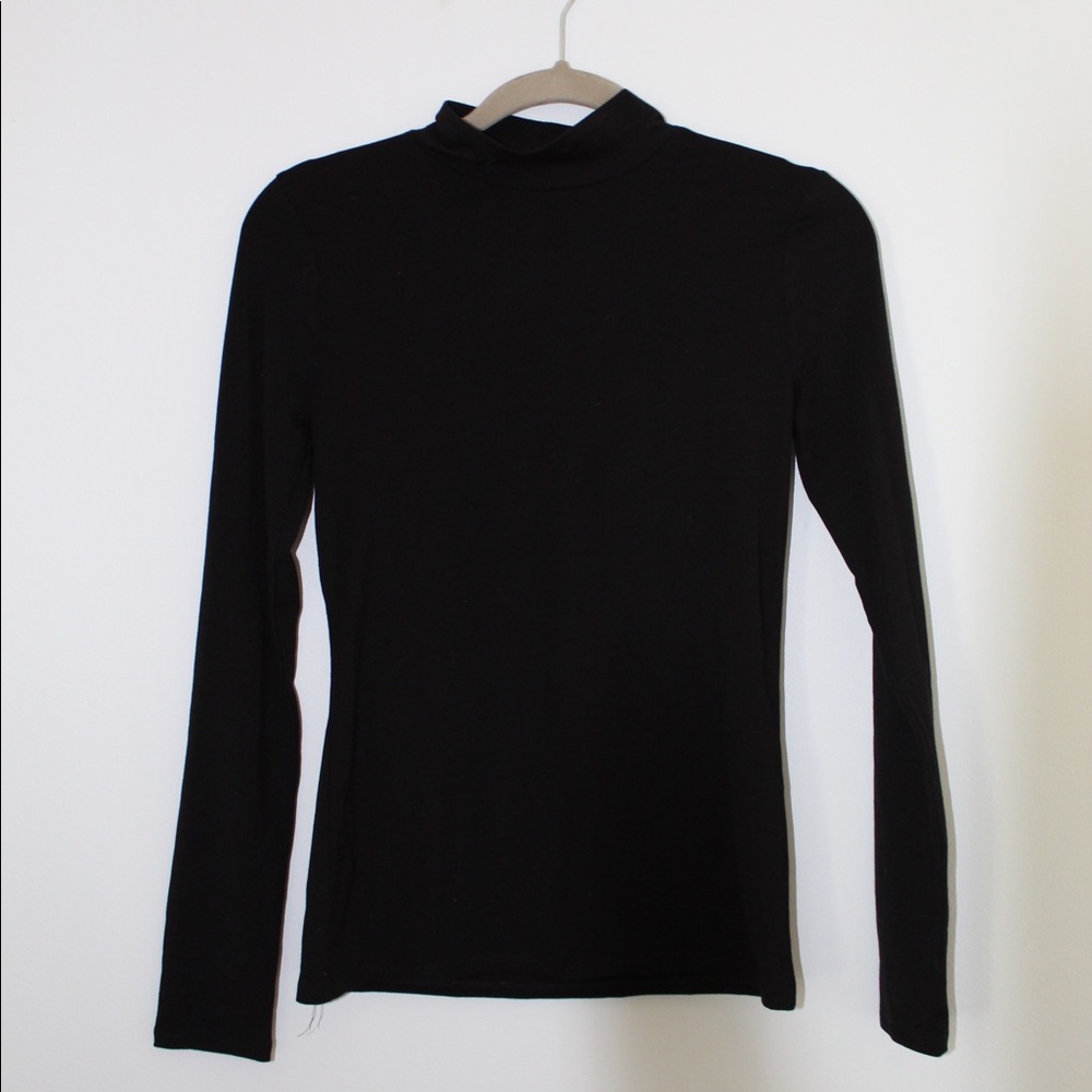 Black athletic top
